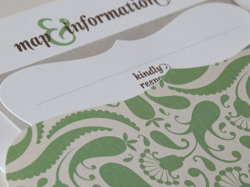 scalloped-pocket-card-wedding-invitation