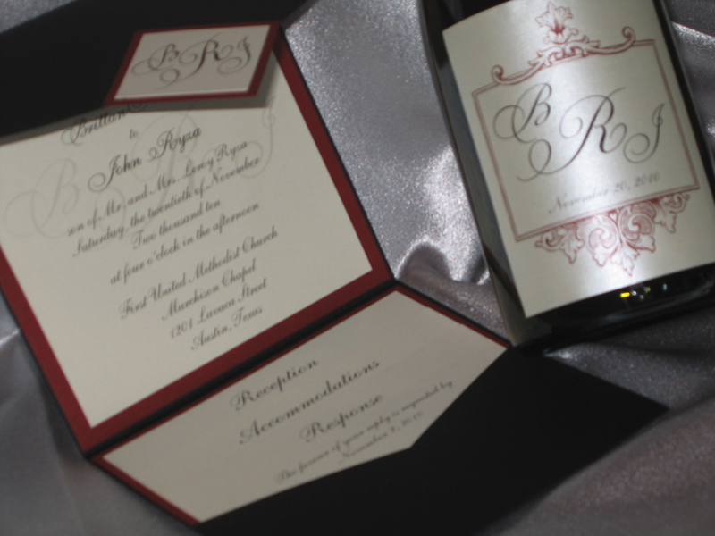 pocket-invitation-and-wine-bottle-label